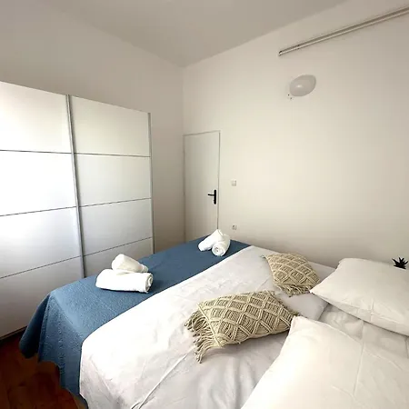 Oleander Garden Biograd Na Moru