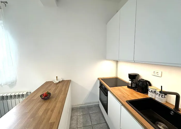 Oleander Garden アパート *