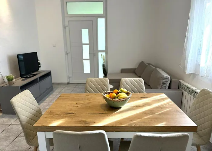 アパート Oleander Garden